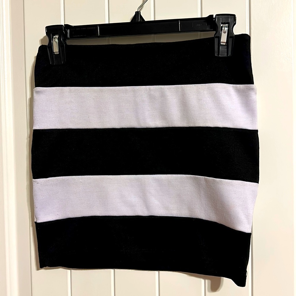 🗣️3for15! Striped Miniskirt